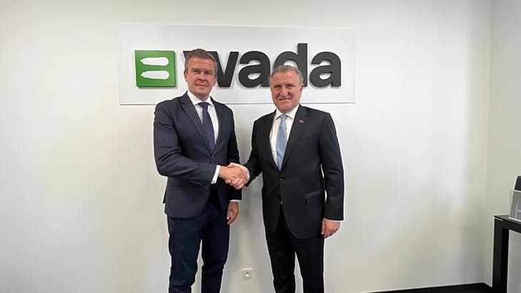 Bakan Bak: Dopinge sıfır tolerans!