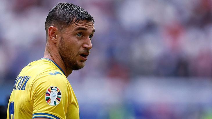 Roman Yaremchuk, Olimpiakos’a transfer oldu!