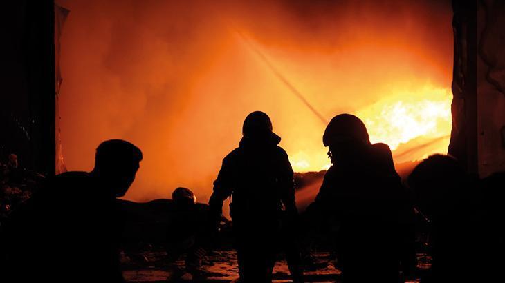 Konya’da geri dönüşüm tesisinde yangın kontrol altında