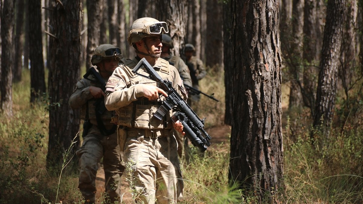 Orman yangınlarına karşı Jandarma Komando Timleri Antalya’da görevde