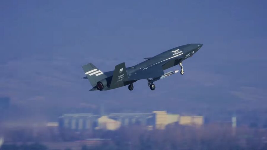 Dünya tarihinde ilk: Bayraktar KIZILELMA hava-hava füzesiyle hedefini vurdu